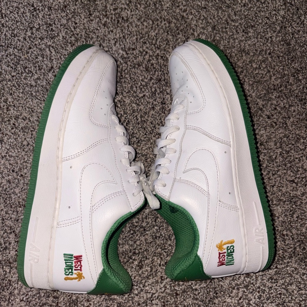 Nike White and Green Sneakers for Men